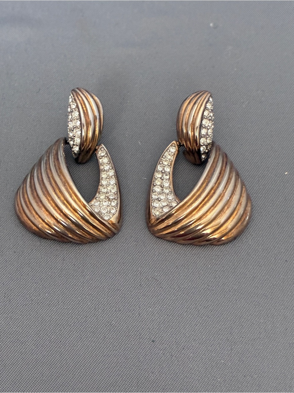 Crystal-Accented Ribbed Drop Earrings in Gold Tone